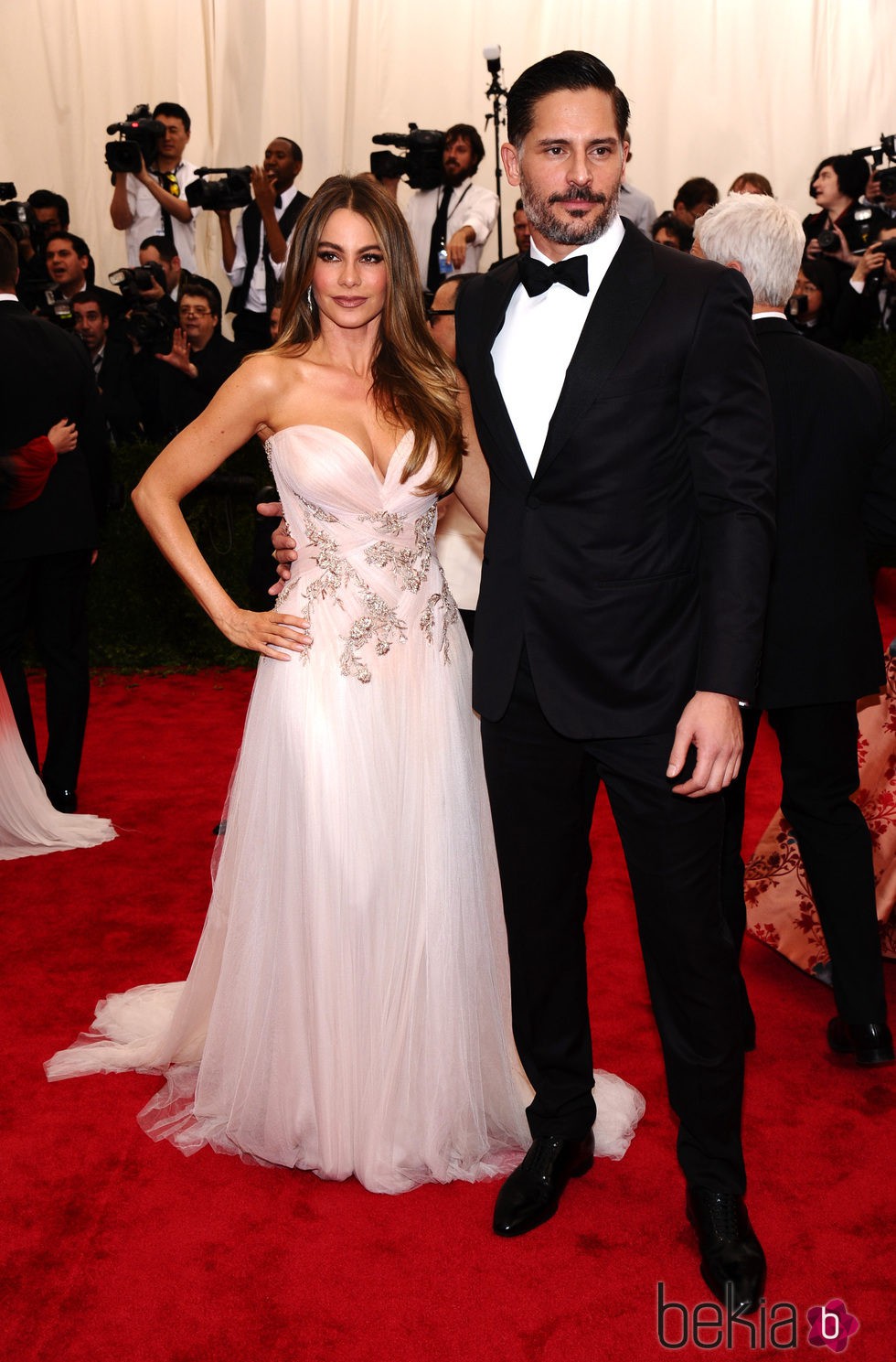 Sofía Vergara y Joe Manganiello en la Gala del Met 2015