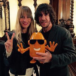 Carles Puyol y Vanesa Lorenzo durante la presentación de 'Epidemia: The Game'