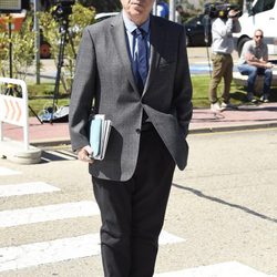 Iñaki Gabilondo en la capilla ardiente de Jesús Hermida