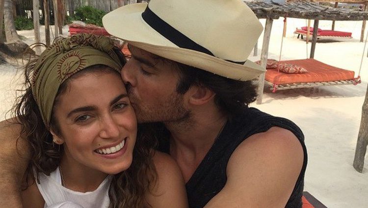 Nikki Reed e Ian Somerhalder de luna de miel en las playas de Brasil