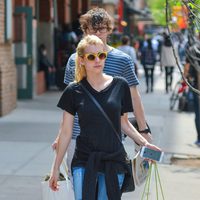 Emma Roberts vuelve a la rutina despues de la gala del MET 2015