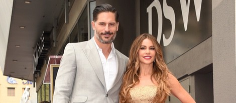 Joe Manganiello y Sofia Vergara en el Paseo de la Fama