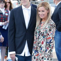 Ashley Tisdale y Christopher French en el estreno de Tomorrowland' en Anaheim