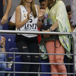 Helen Lindes animando al Real Madrid durante la final de la Euroliga 2015