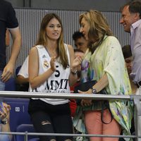 Helen Lindes animando al Real Madrid durante la final de la Euroliga 2015