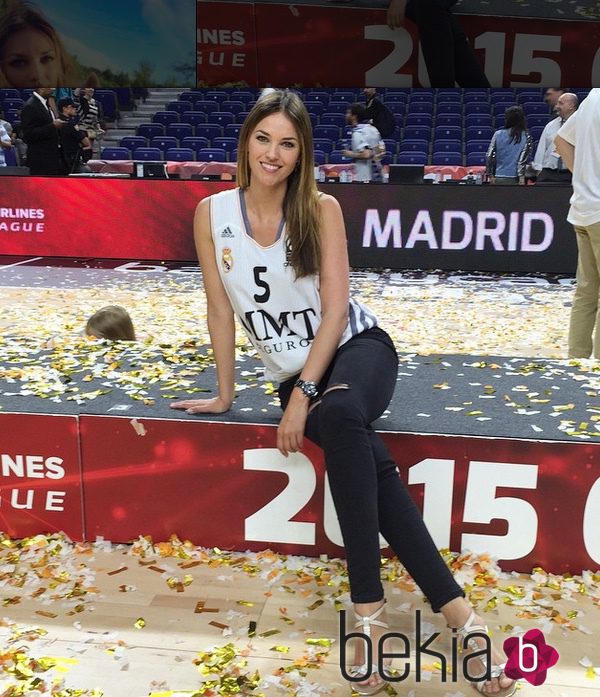 Helen Lindes tras la victoria del Real Madrid en la final de la Euroliga 2015