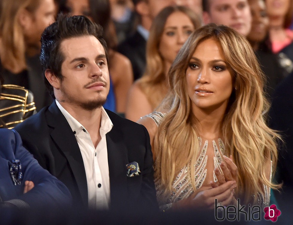 Jennifer Lopez y Casper Smart en los Billboard Music Awards 2015 - Entrega  de los Billboard Music Awards 2015 - Foto en Bekia Actualidad