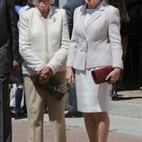 Menchu Álvarez del Valle y Paloma Rocasolano en la Primera Comunión de la Princesa Leonor