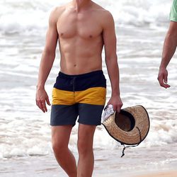 Matt Bomer en bañador en Hawaii