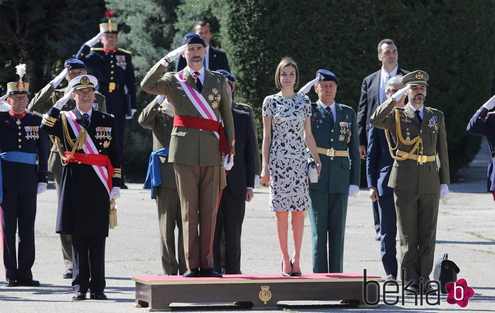 Los Reyes Felipe y Letizia en la Jura de Bandera de nuevos Guardias Reales