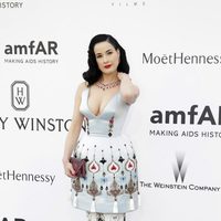 Dita Von Teese en la gala amfAR del Festival de Cannes 2015