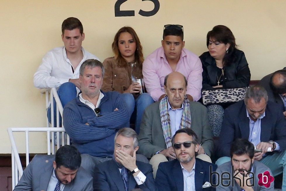 Chema Esteban, Gloria Camila y José Fernando en los toros