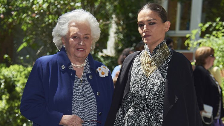 La Infanta Pilar y Laura Ponte en la Comunión de Luis y Laura Gómez-Acebo