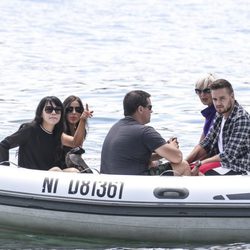 Liam Payne y Sophia Smith en una lancha en Mónaco