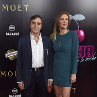 Manolo Segura y Mari Paz Pastor en el estreno del documental 'Pacha, el arquitecto de la noche'