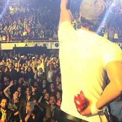 Enrique Iglesias herido durante un concierto en Tijuana