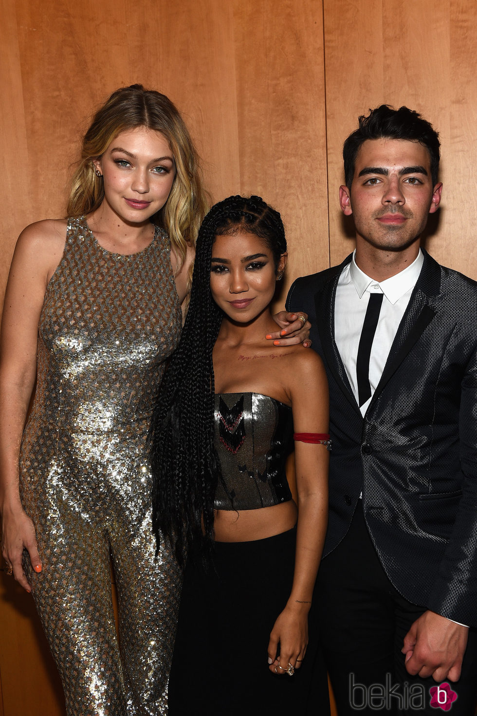 Gigi Hadid, Jhene Aiko y Joe Jonas en la fiesta post CFDA Fashion Awards