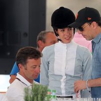 Carlota Casiraghi con Gad Elmaleh en el torneo hípico de Saint Tropez 2015