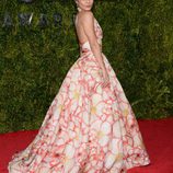 Vanessa Hudgens en la entrega de los Tony Awards 2015