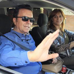 José Ortega Cano y Ana María Aldón entrando en el centro Victoria Kent