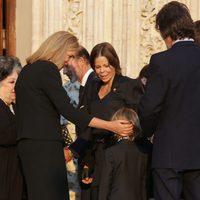 La Infanta Cristina, muy cariñosa con el hijo de Kalina de Bulgaria en el funeral de Kardam de Bulgaria