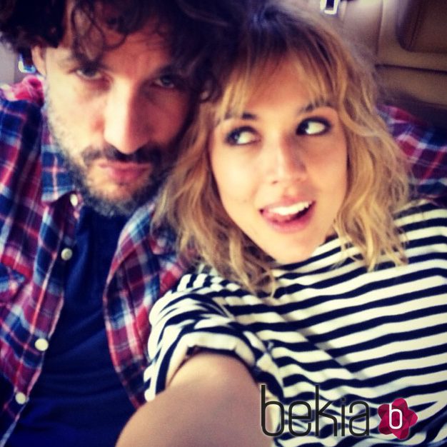 Adriana Ugarte y Daniel Grao en descanso del rodaje de 'Silencio'