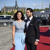 Carlos Felipe de Suecia y Sofia Hellqvist en la cena de gala previa a su boda