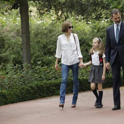 La Casa Real conmemora el primer año de reinado de Felipe VI con unas fotos familiares