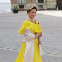 Sonia de Noruega en la boda de Carlos Felipe de Suecia y Sofia Hellqvist