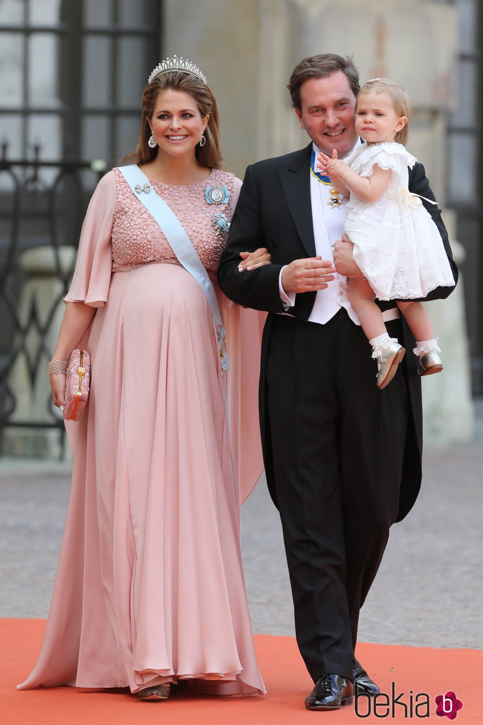 Magdalena de Suecia, Chris O'Nell y la Princesa Leonor en la boda de Carlos Felipe de Suecia y Sofia Hellqvist