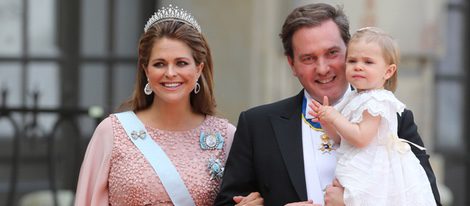 Magdalena de Suecia, Chris O'Nell y la Princesa Leonor en la boda de Carlos Felipe de Suecia y Sofia Hellqvist