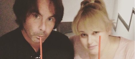 Rebel Wilson y Mickey Gooch confirman su relación