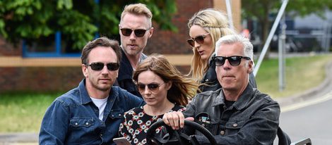 Geri Halliwell y su marido con Ronan Keating y su prometida en el 'Isle Of Wight Festival'