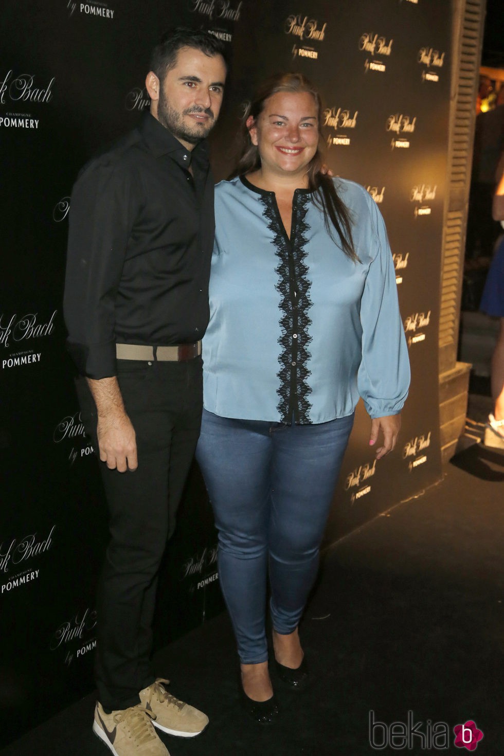 Emiliano Suárez y Caritina Goyanes en la apertura de la terraza de verano 'Punk' en Madrid