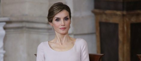 La Reina Letizia en la entrega de las Medallas al Mérito Civil 2015