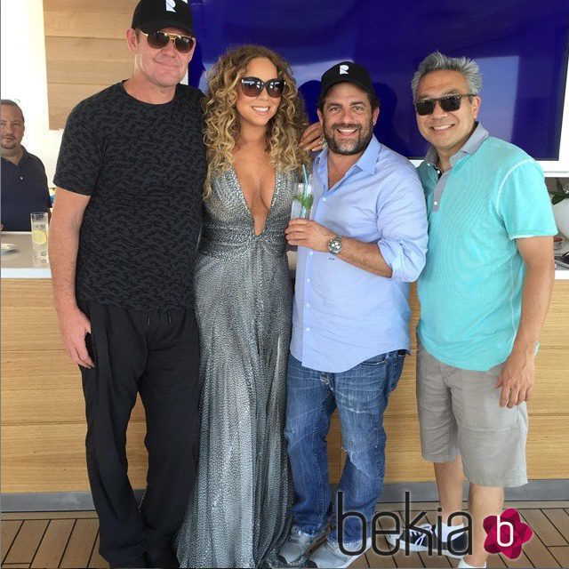 Mariah Carey con su nuevo novio James Packer y unos amigos