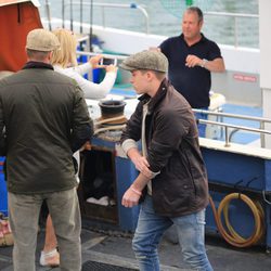 David Beckham y su hijo Brooklyn Beckham pescando en la costa de Dosert