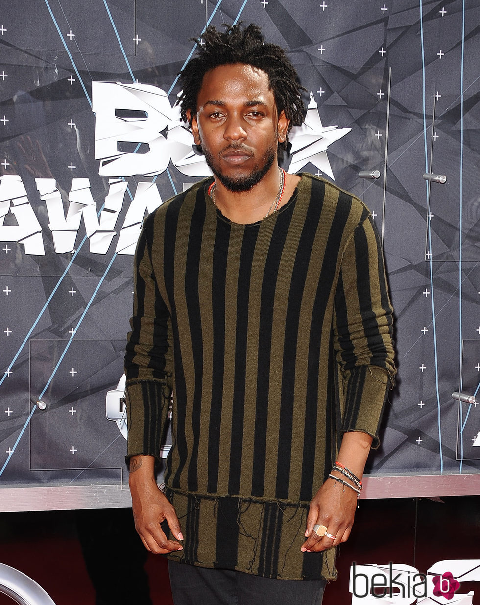 Kendrick Lamar en la alfombra roja de los Bet Awards 2015