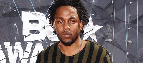 Kendrick Lamar en la alfombra roja de los Bet Awards 2015