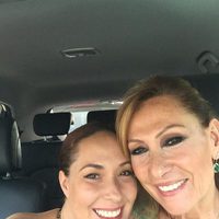 Chayo Mohedano y Rosa Benito en el coche