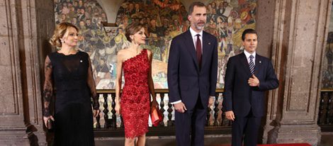 Los Reyes Felipe y Letizia y el presidente de México y su mujer en una cena de gala por el Viaje de Estado de los Reyes