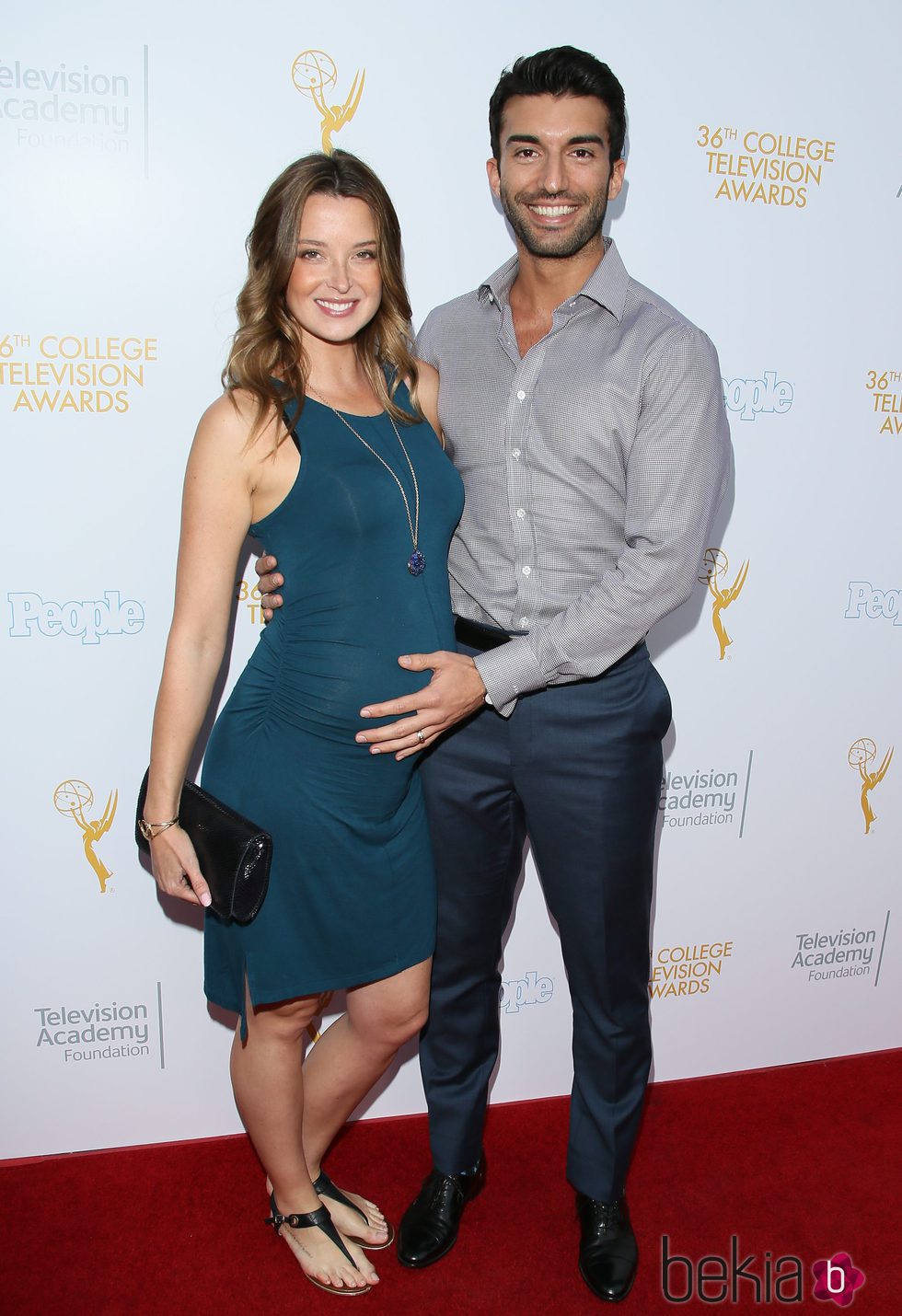 Justin Baldoni junto a su esposa Emily