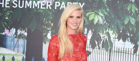 Lara Stone en la fiesta de verano de The Serpentine Gallery