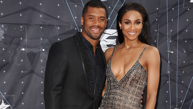 Russell Wilson y Ciara en los Bet Awards 2015