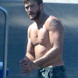 Scott Eastwood sin camiseta durante el rodaje de 'Escuadrón Suicida'