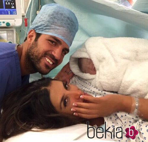 Cesc Fábregas y Daniella Semaan se convierten en padres de una niña llamada Capri