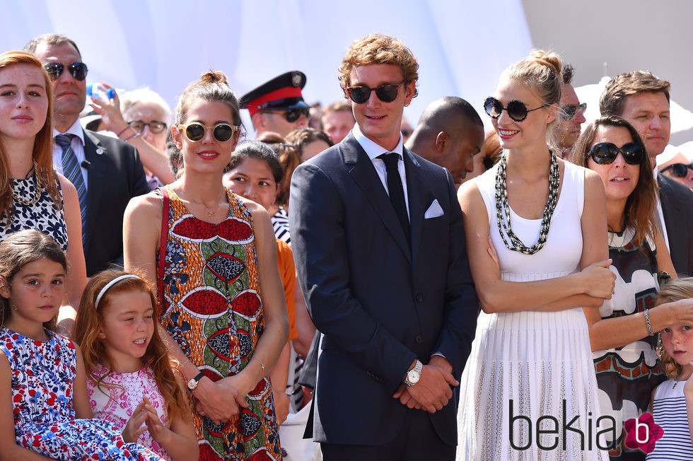 Carlota Casiraghi, Pierre Casiraghi y Beatrice Borromeo en el décimo aniversario de la entronización de Alberto de Mónaco