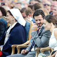 Carlos Felipe de Suecia y Sofia Hellqvist en la celebración del 38 cumpleaños de Victoria de Suecia