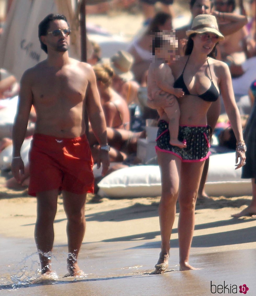 Tamara Ecclestone y su familia en Mykonos