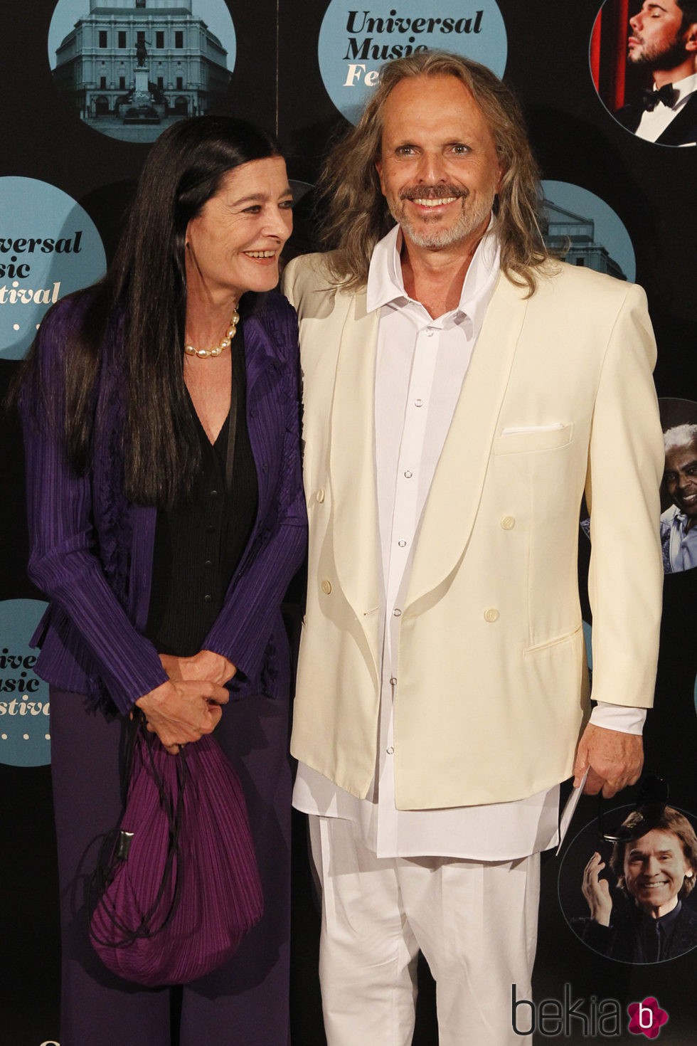 Miguel Bosé en el concierto de Elton John